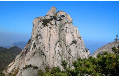 一柱擎天，一枝独秀——安徽天柱山旅游