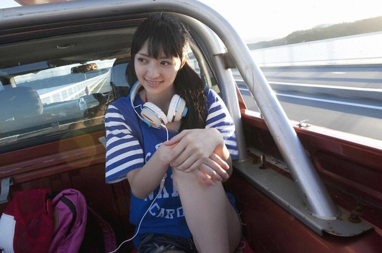 /中学女车模