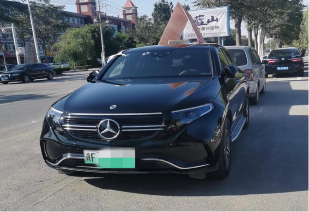 ac22ee85add04ef9b0ef06d494fb99ce.png 奔驰eqc主刹报警系统失灵?厂家召回更换电机又添“新伤”132.png