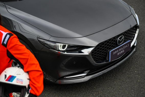 NO弯&nbsp;长安马自达次世代MAZDA3昂克赛拉制霸赛道(1)857.png