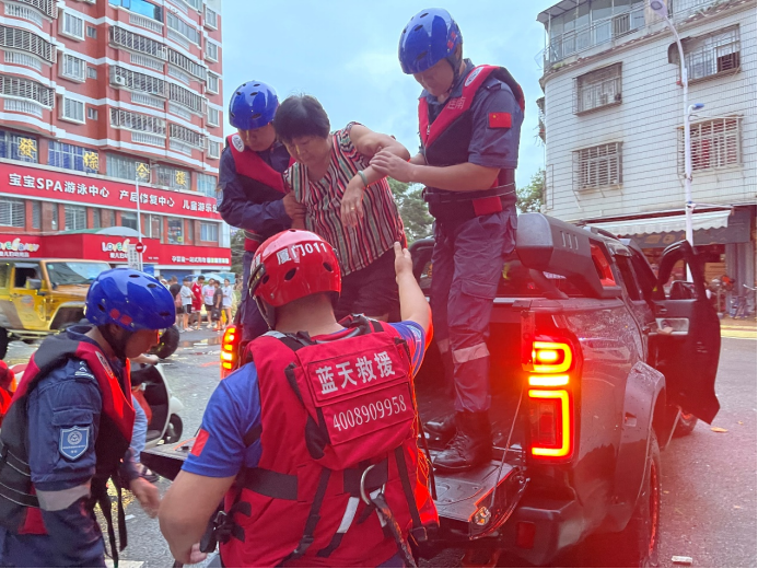 【新闻通稿】同舟共济 共克险情 长城汽车捐款2000万元驰援受灾地区443.png