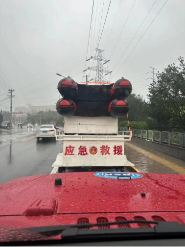 关键时刻，总有北京，北京汽车抗洪抢险行动中(2)(1)(1)1224.png
