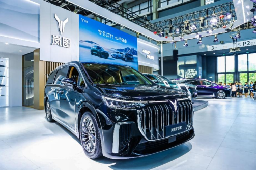 【新闻稿】新岚图free引爆石家庄车展  岚图携全系产品闪耀亮相1617.png