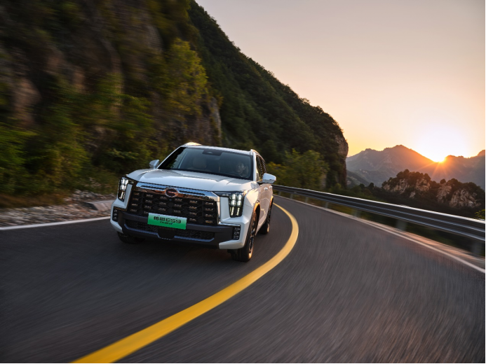 【新闻稿】22.98万起，抢订传祺新能源es9送定制mate 60 pro！1275.png