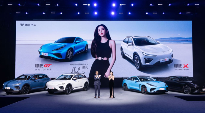 有颜值有实力，哪吒与娜扎成车圈当红CP