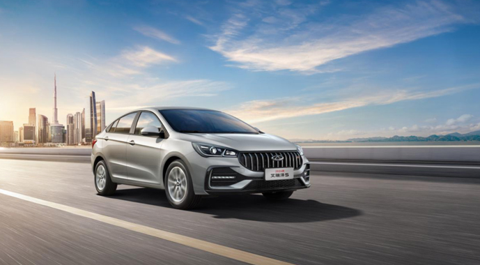 5万“小奔驰”2024款艾瑞泽5正式上市，入门家轿卷王来袭