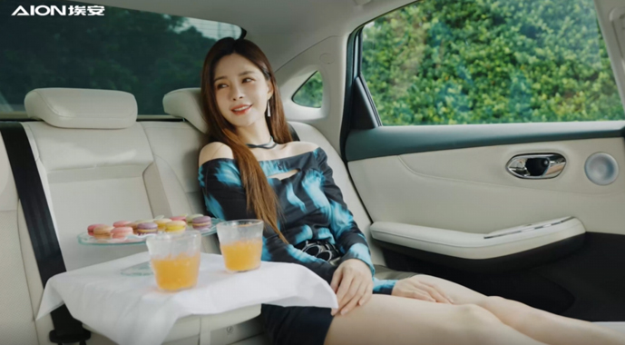 沈梦辰的反向带娃第一车，AION S MAX上市14.99万起