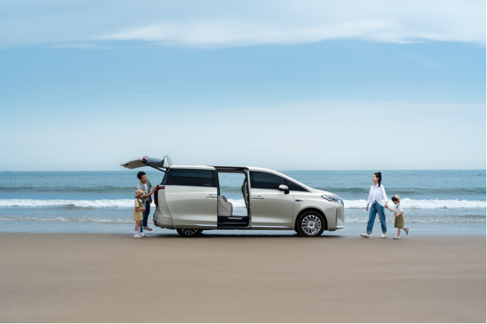 【新闻通稿】 长城汽车三季度营收495亿 同比增长32.63%  实现销量、业绩三级跳！1383.png