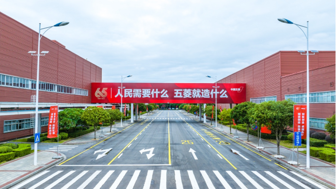 【新闻稿】六十五载初心不改！人民需要什么，五菱就造什么2372.png
