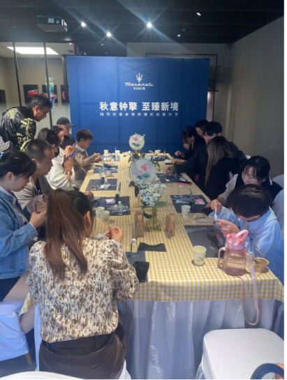 秋意钟擎 至臻新境   新闻稿171.png