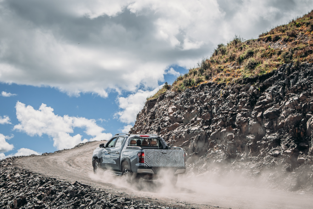 【预热稿】增程动力，柴油皮卡终结者 全球首款增程皮卡长安猎手或将亮相广州车展1601.png