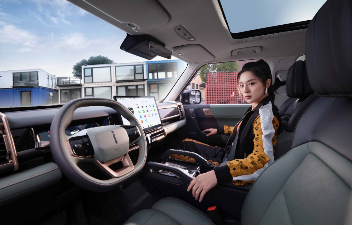 【活动稿】12.98万元起！“潮盒电动SUV”iCAR 03开启全球预售-Final1774.png