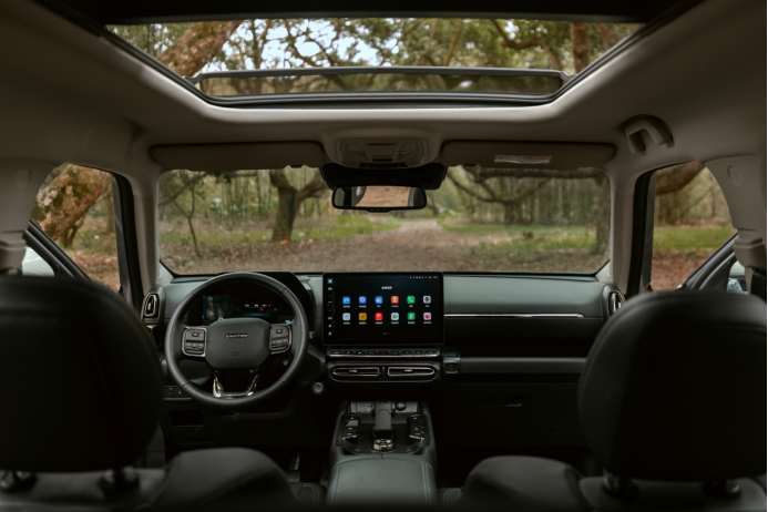 07f261f22468eafd991423009ae8eed2.png 【0325上市官方稿】哈弗二代大狗hi4版上市,搭载hi4智能四驱电混技术,“可城可野可电”进阶(v2).1885.png